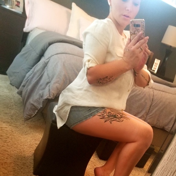 Linen Tunic - Picture 2 of 8